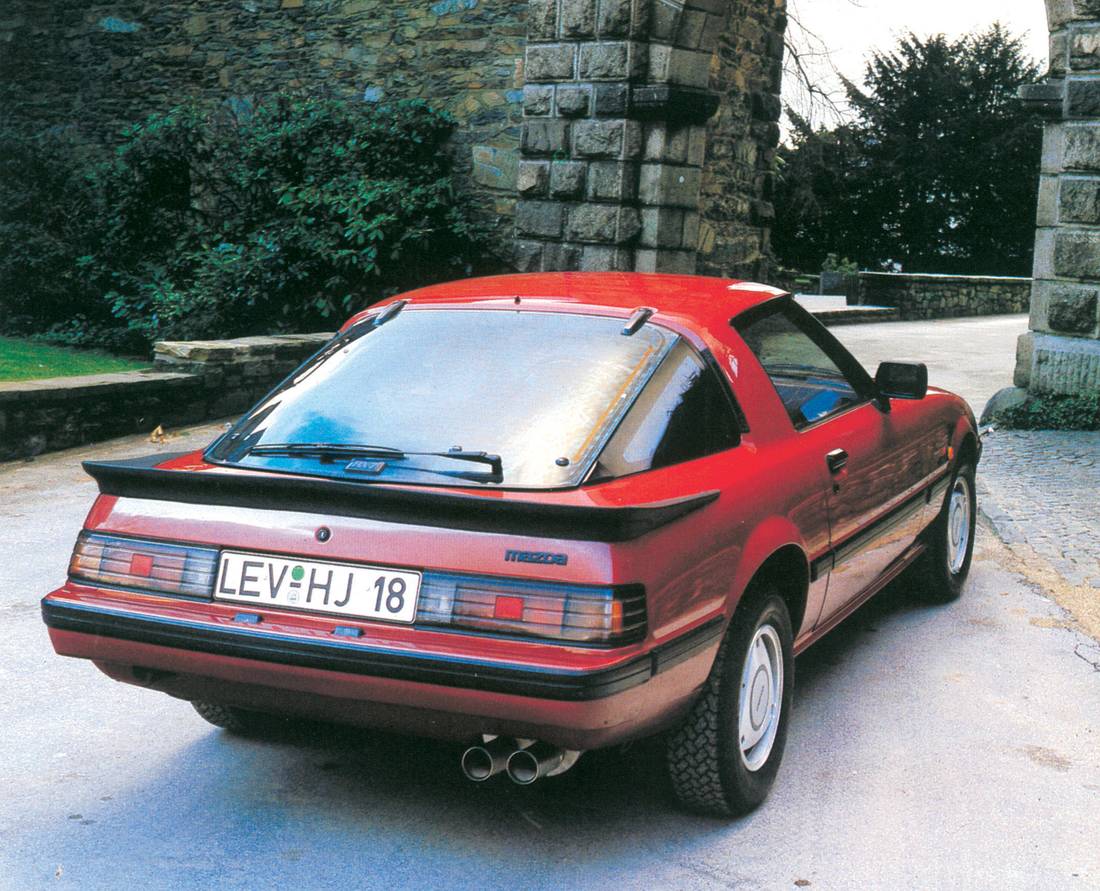 mazda_rx-7_18