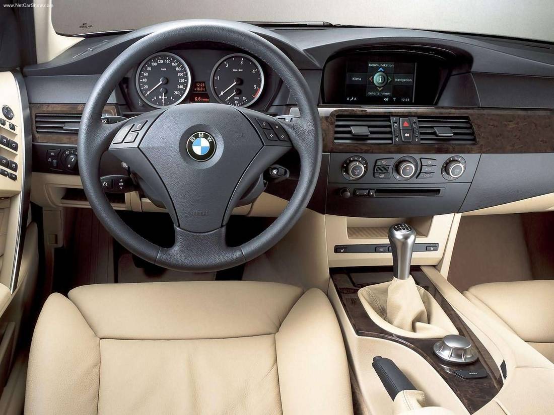 BMW-5_Series-2004-1600-07