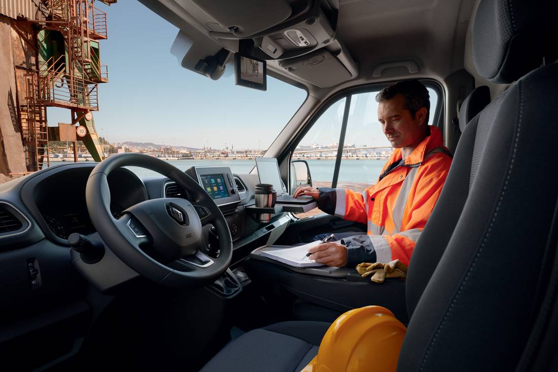 2019_-_New_Renault_MASTER (1)