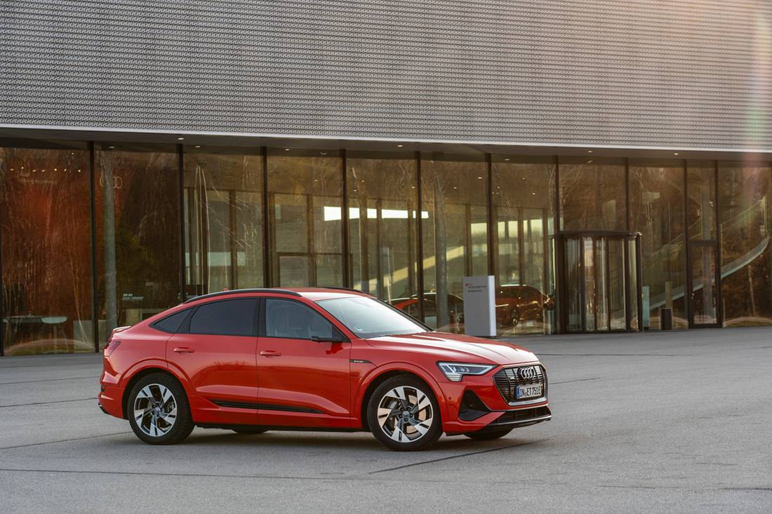 AS24_MMP_Audie-tron-Sportback_2
