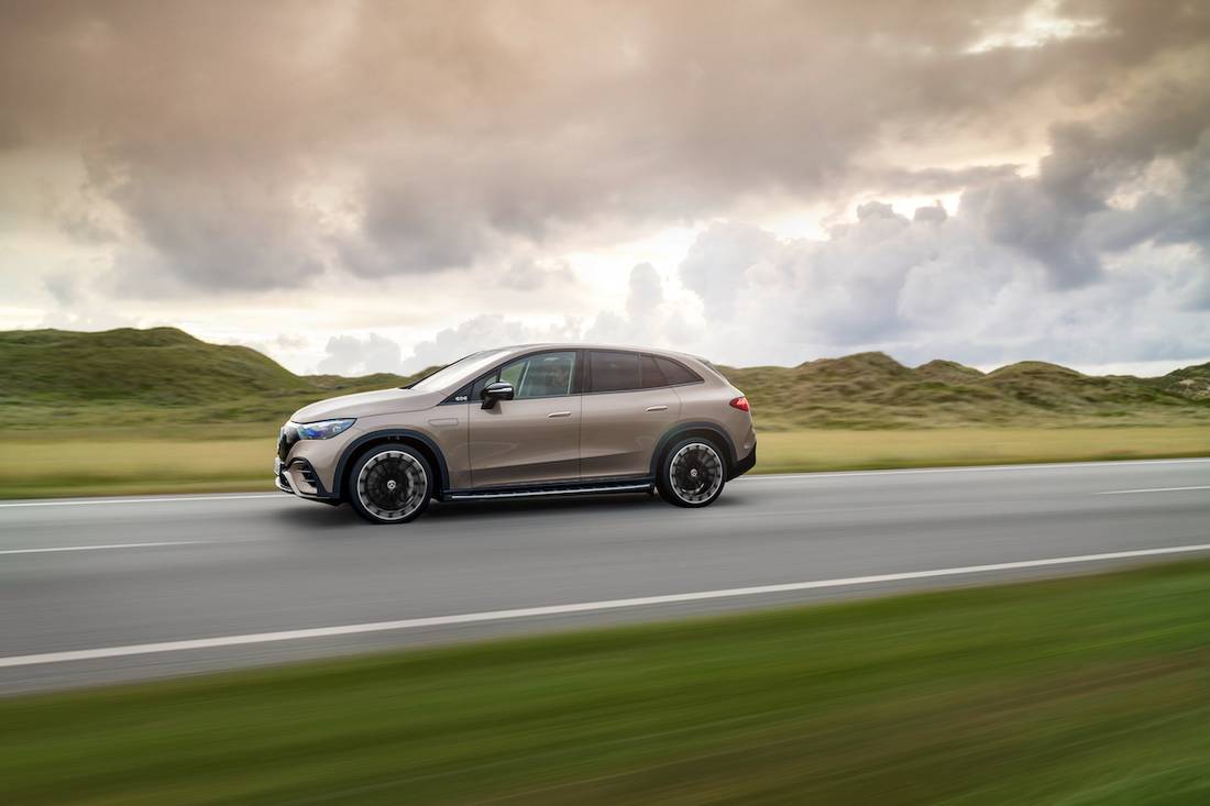 AS24-mercedes-EQE-SUV_01