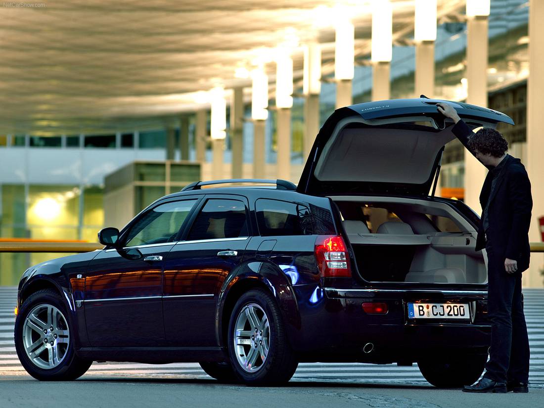 Chrysler-300C_Touring-2005-1600-16