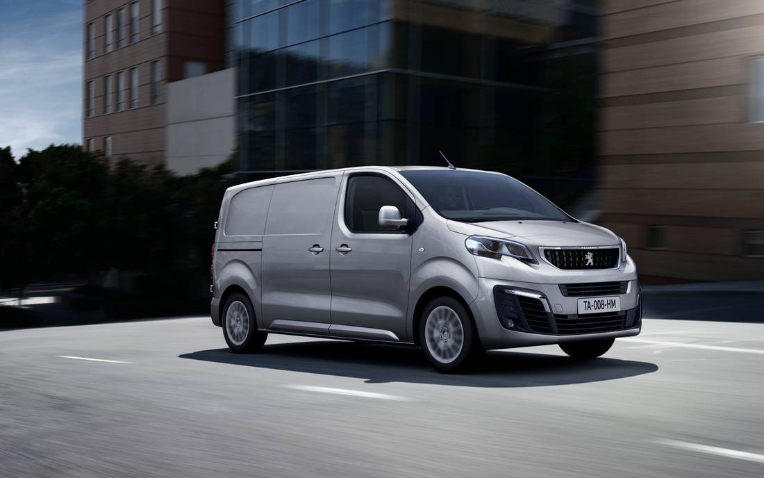 PEUGEOT_EXPERT_1603STYP001
