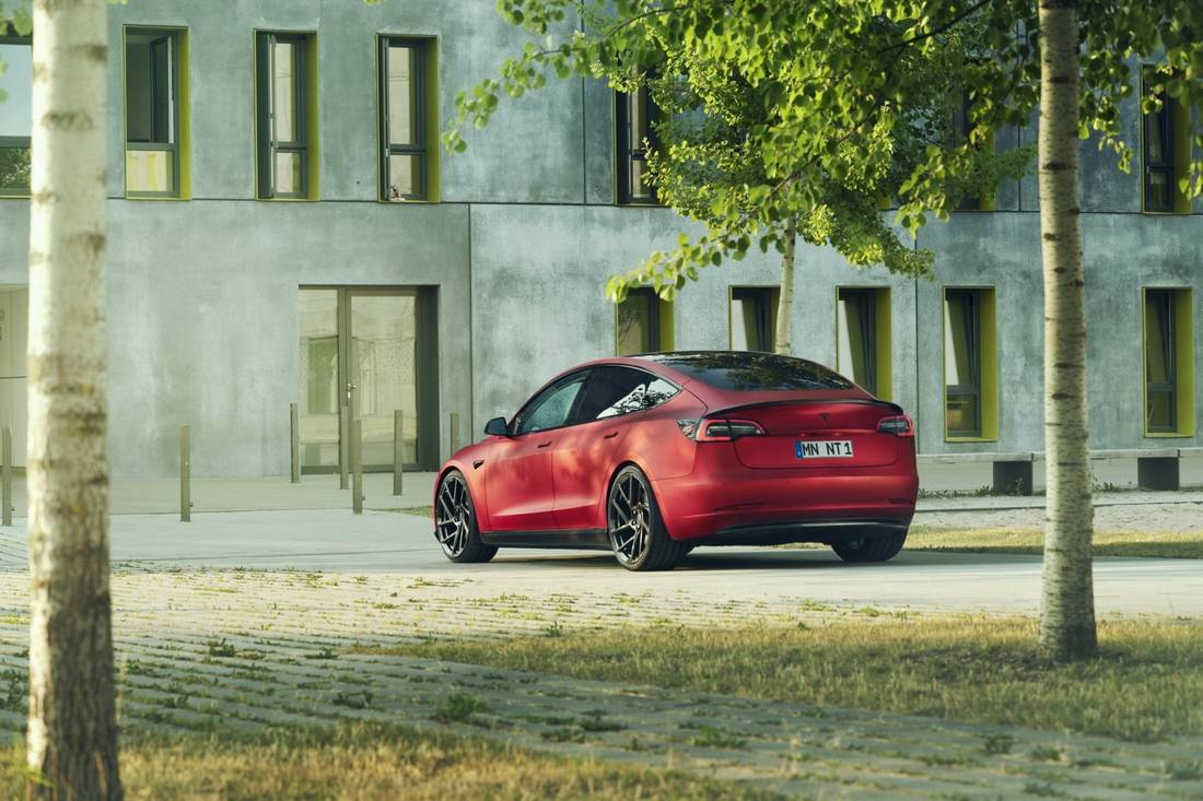 tesla-model-3-back