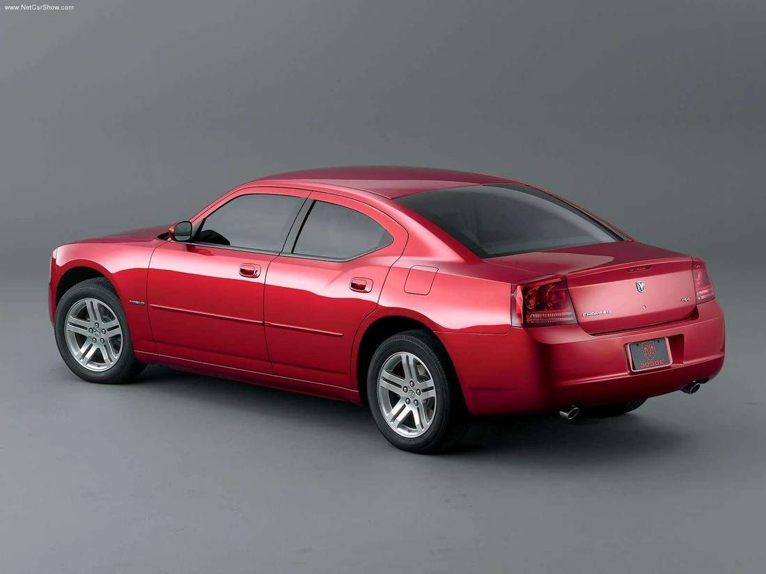 Dodge-Charger_RT-2006-1600-02