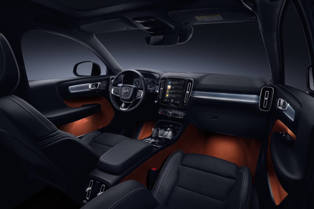 268486_Volvo_XC40_Recharge_T4