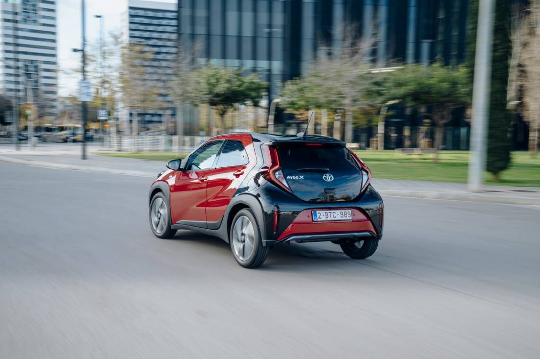 2022_AYGO_X_DPL_DYNAMICS_CHILI_RED_024