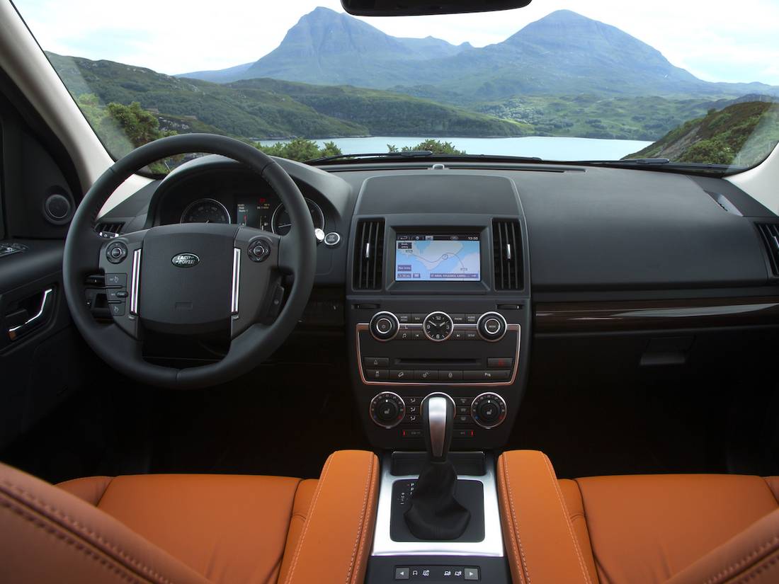 Land Rover Freelander AS24 2
