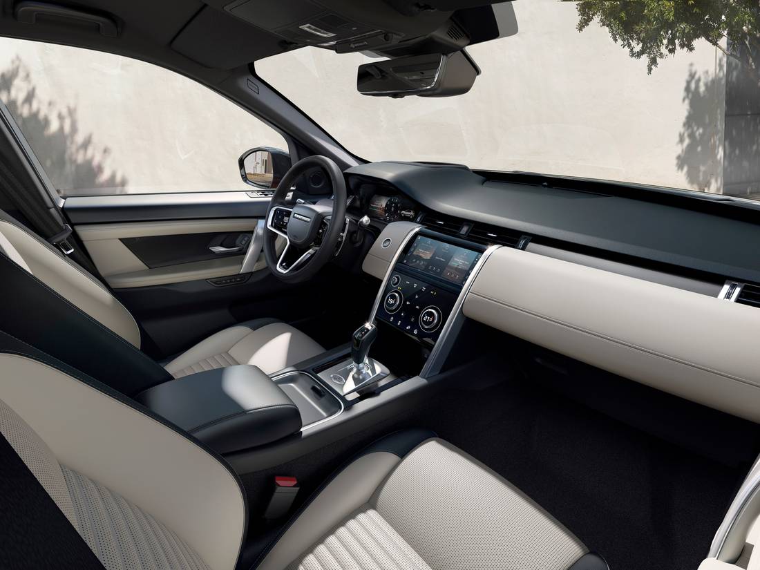 LR_DS_21MY_INTERIOR_S44_260820_19