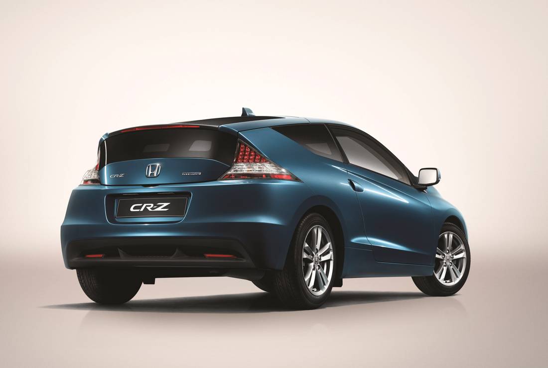 16824_CR-Z_rear_3_4