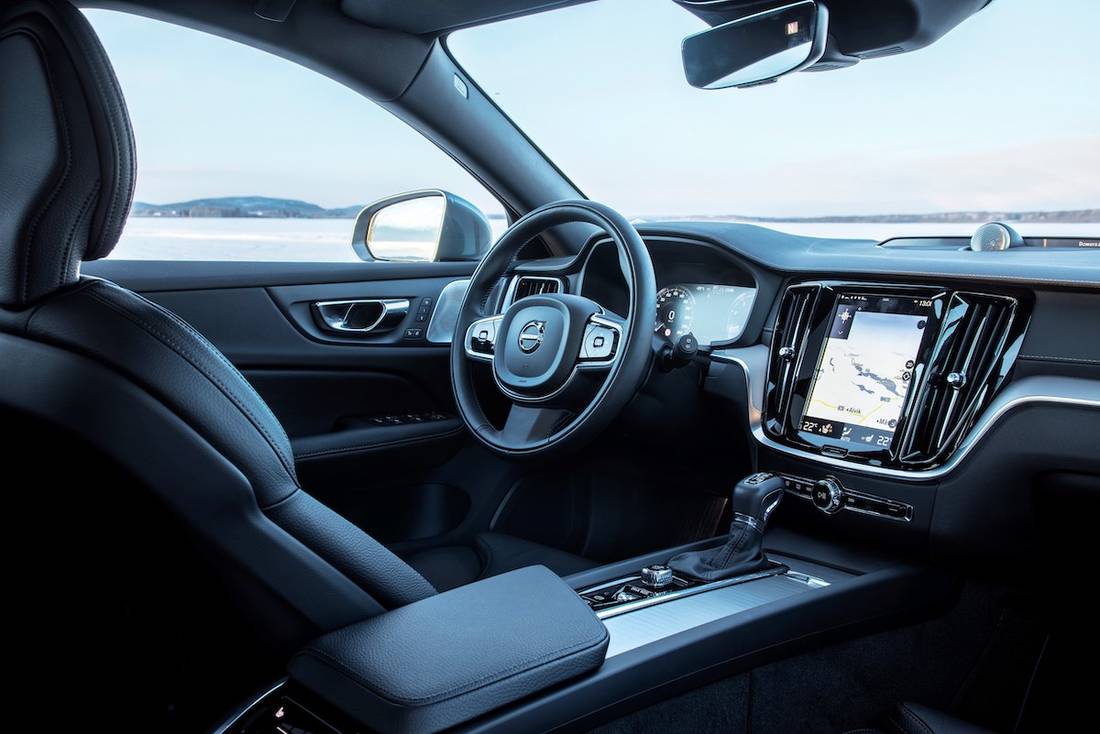 Volvo V60 Cross Country AS24 2