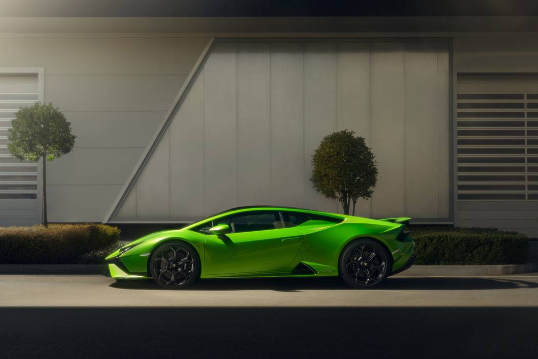 Huracan Technica side