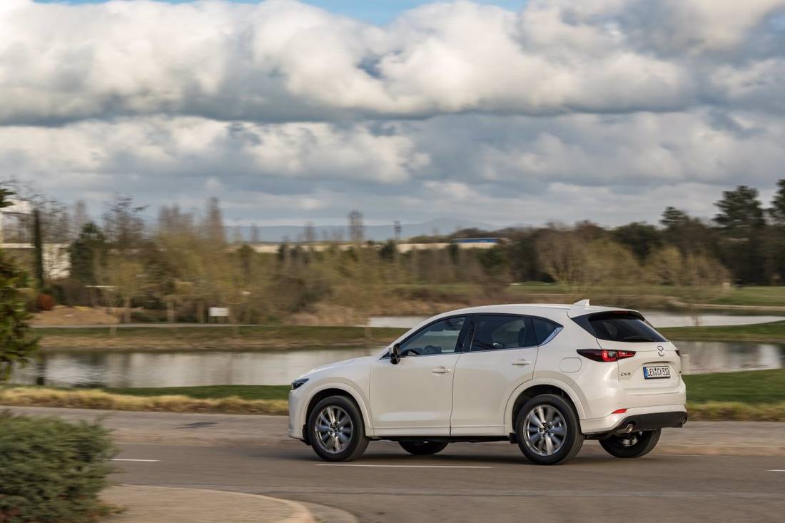 2023_mazda_cx-5_takumi_spain_act_--2_lowres