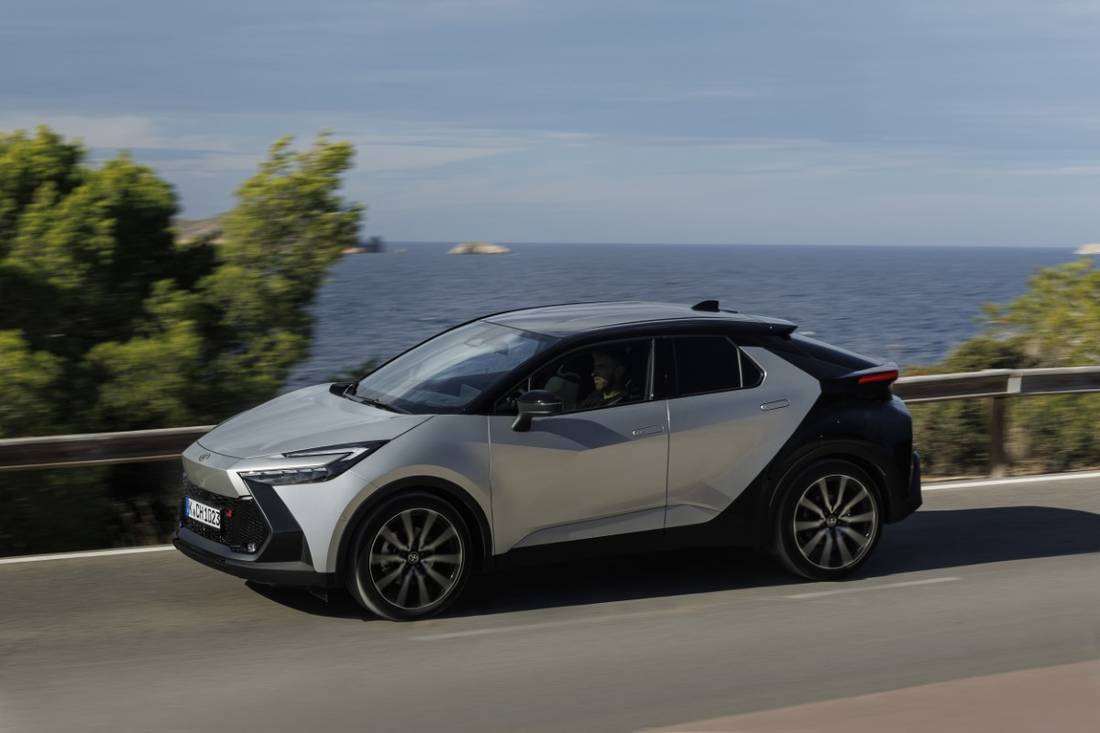 toyota-c-hr-365