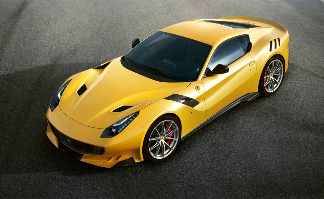 Ferrari_F12tdf_2low
