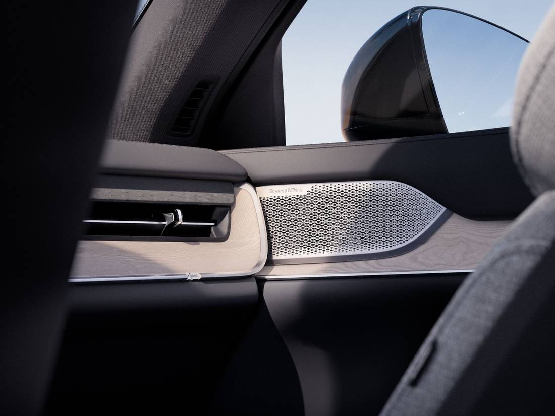 310553_EX90_Bowers_Wilkins_Speaker_grill