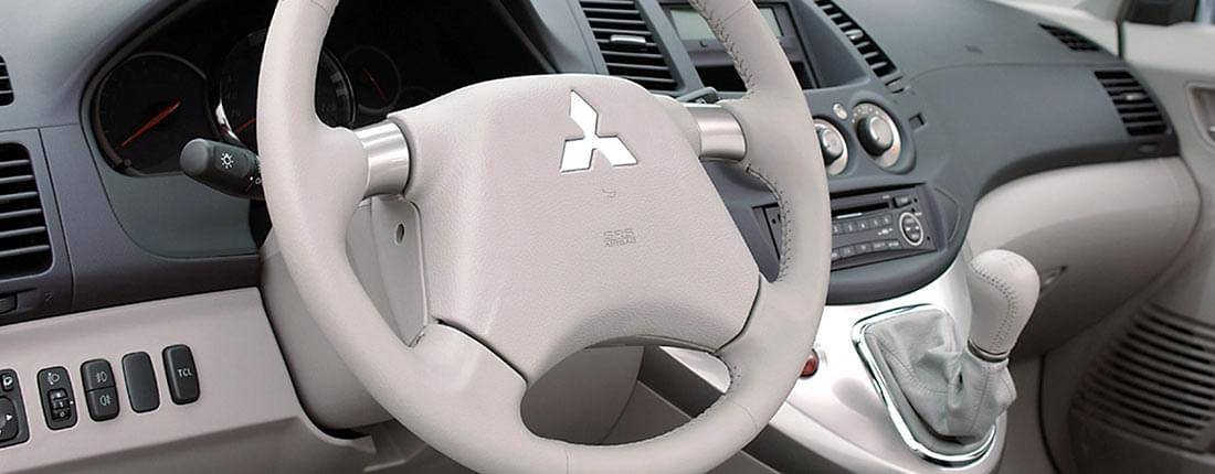 mitsubishi-grandis-l-04