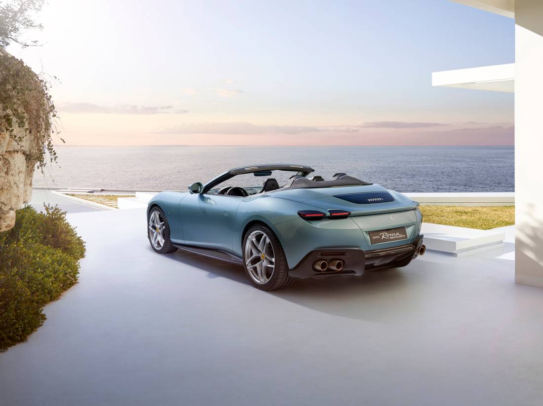 Ferrari_Roma_Spider_1