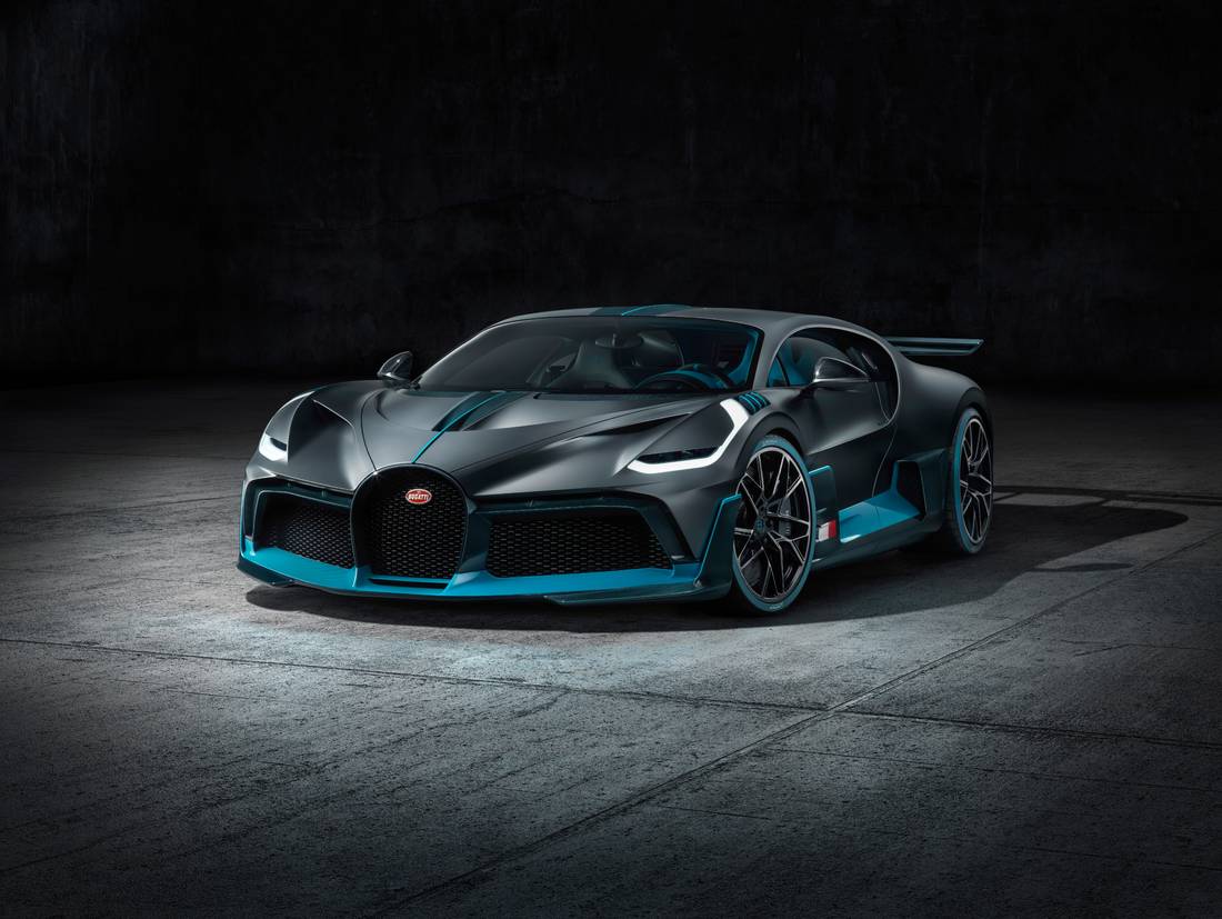 02_bugatti-divo_f34