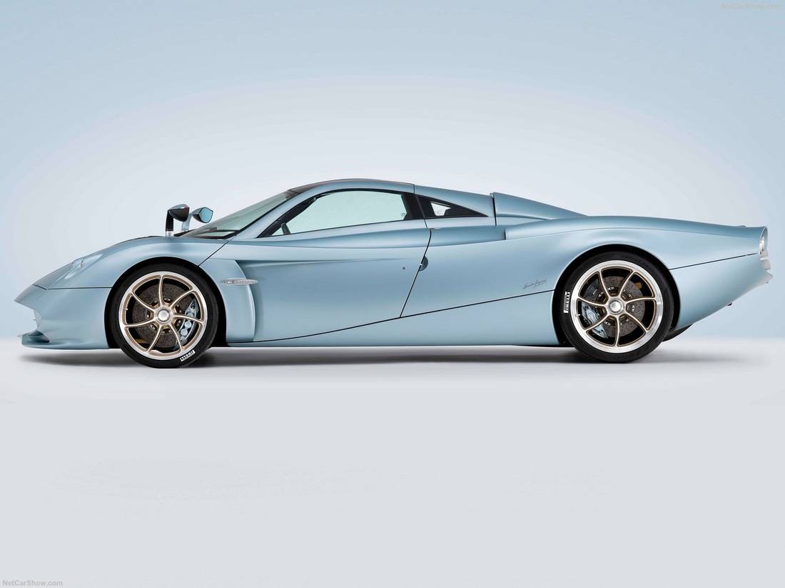 Pagani-Huayra_Codalunga-2022-1600-02