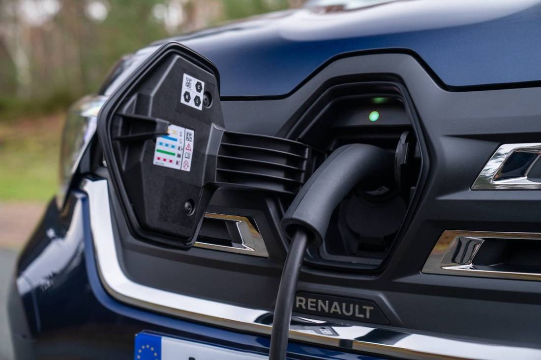 All-New Renault Kangoo E-Tech Electric - Sodalite Blue