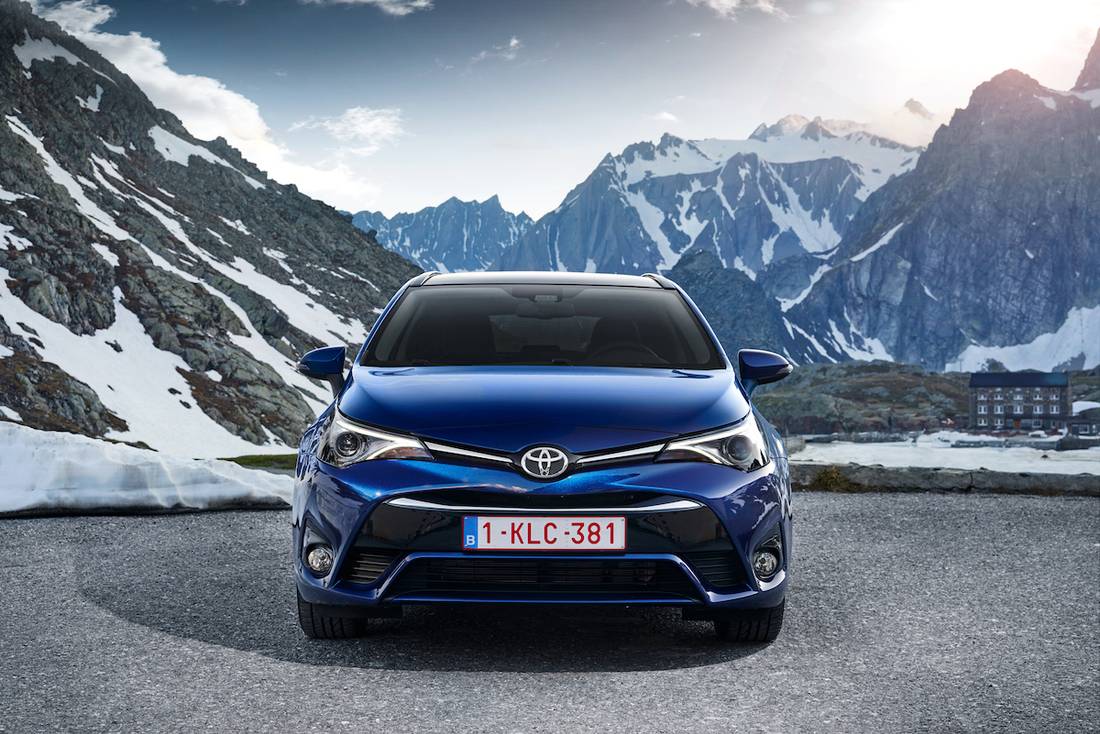 Toyota Avensis AS24 4