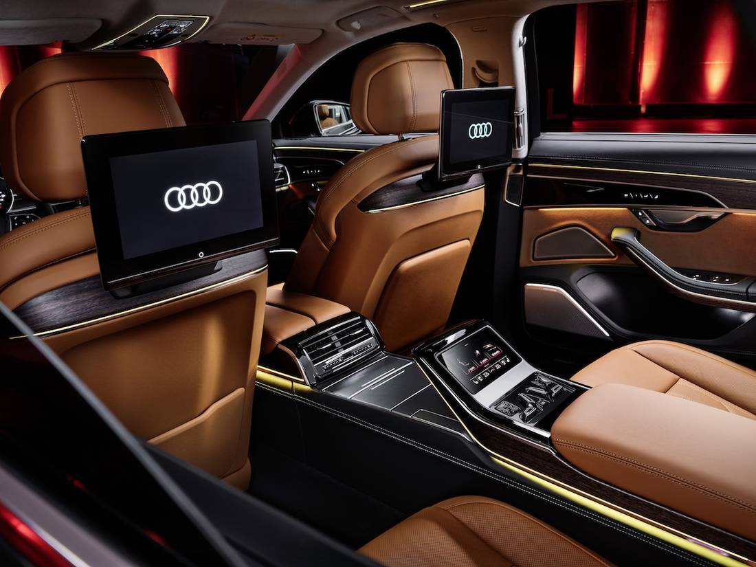 Audi S8 AS24 4
