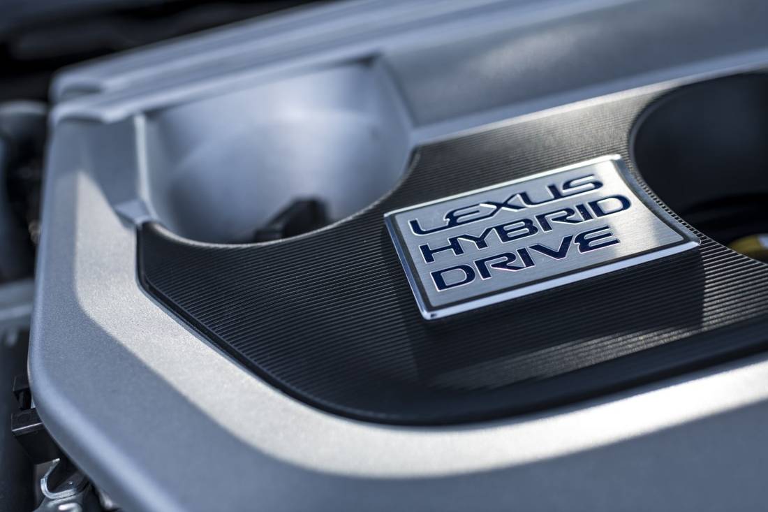2020-lexus-ux-250h-crossover-awd-detail-007
