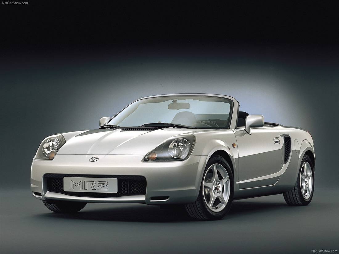 Toyota-MR2-2000-1600-0f