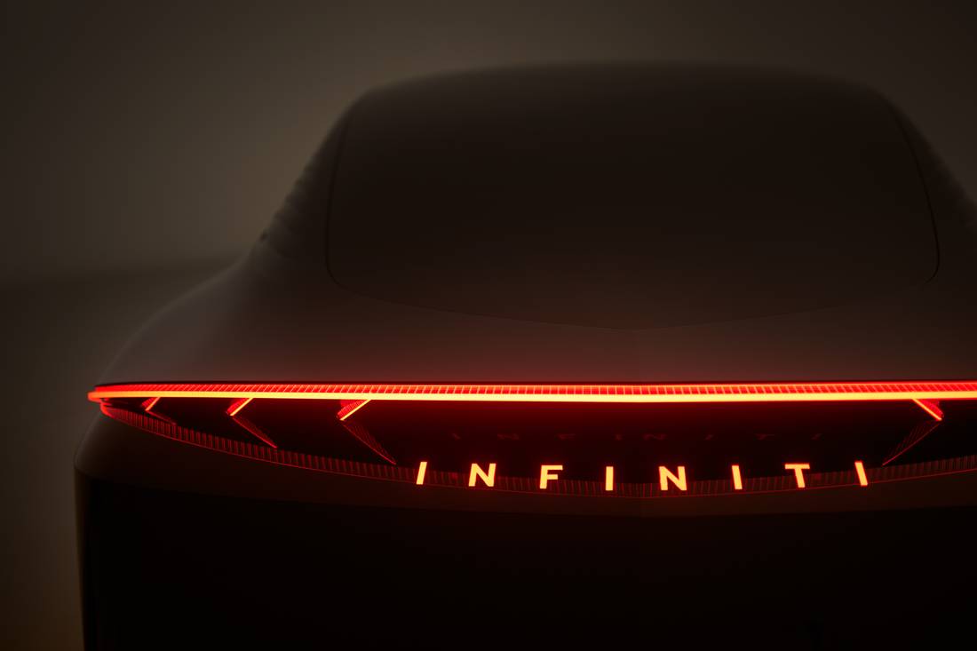 INFINITI Vision Qe concept direct rear detail