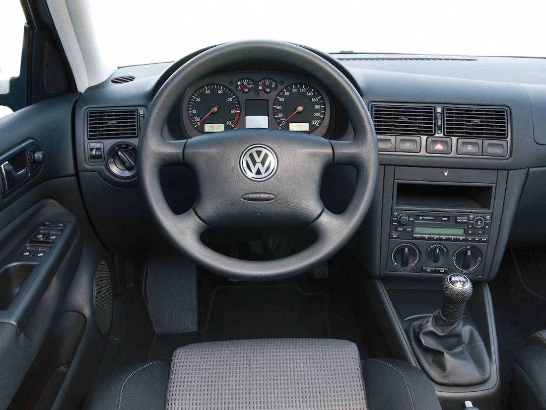 AS24-modelpagina-vw-golf-4_03