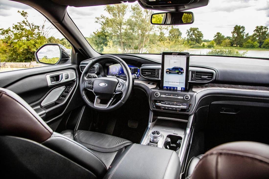 Ford Explorer AS24 2
