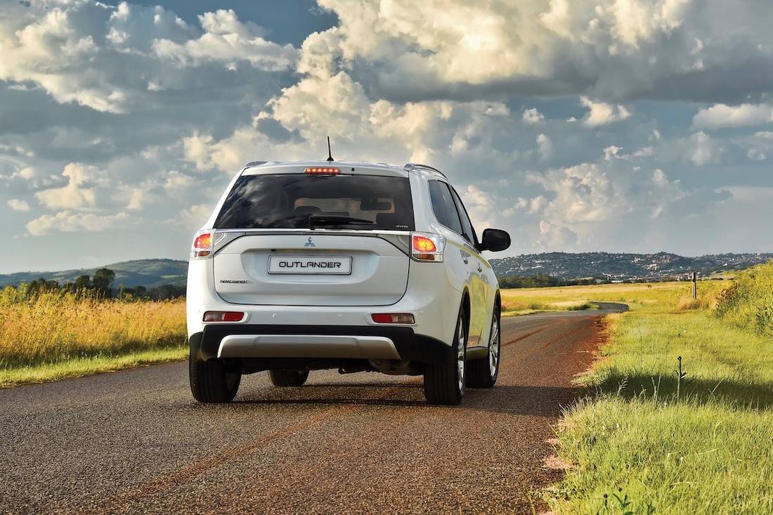 Mitsubishi Outlander AS24 4