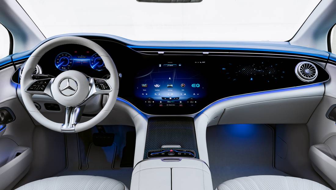 Mercedes-Benz_EQE_2023_Interieur