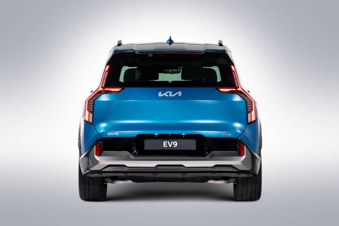 EV9Exterior(9)