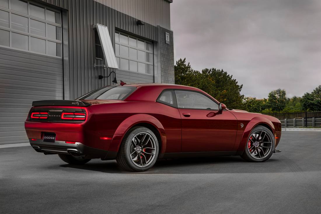 180307_Dodge_Challenger-SRT-Hellcat-Widebody_06