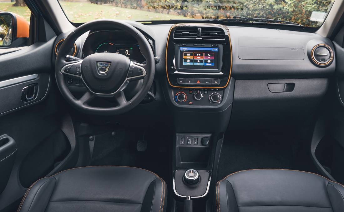 dacia-spring-interior