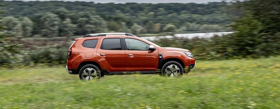 dacia-duster-side