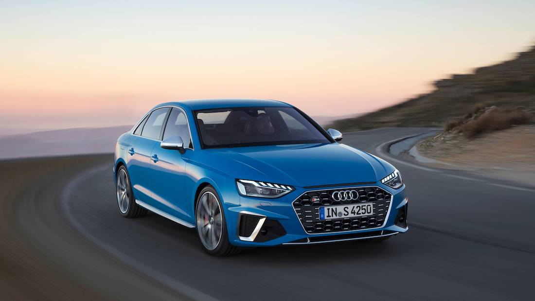 Audi S4 1