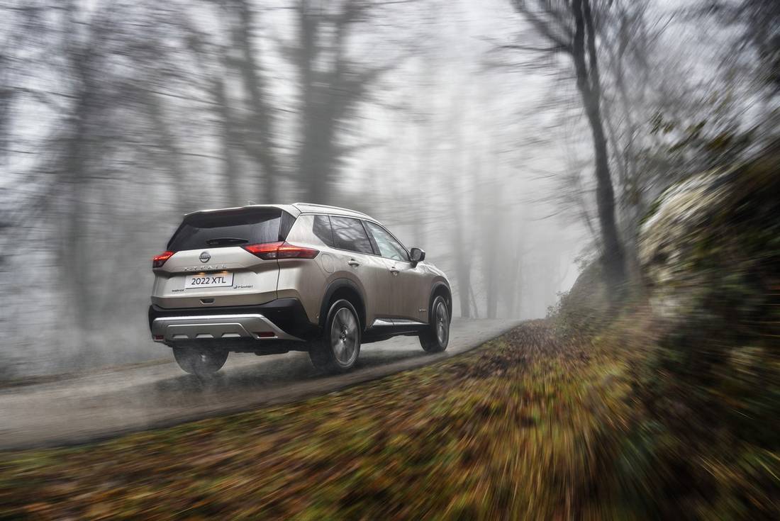 Nissan_Xtrail_High_020