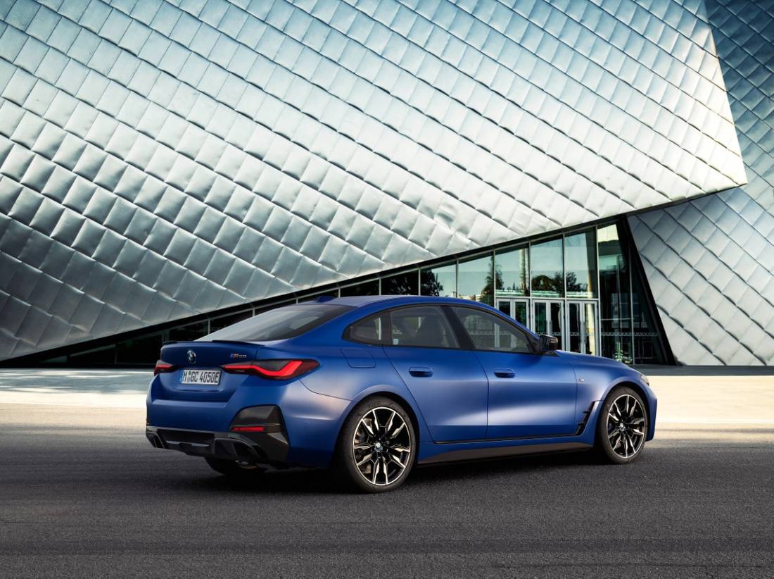 P90423621_highRes_the-bmw-i4m50-6-2021