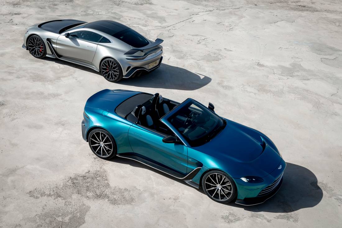 V12VantageRoadster_06