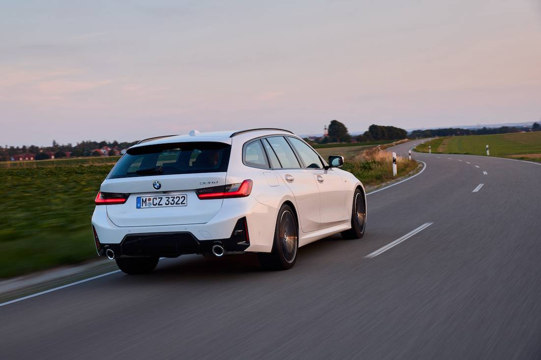 AS24-modelpagina-bmw-320_01