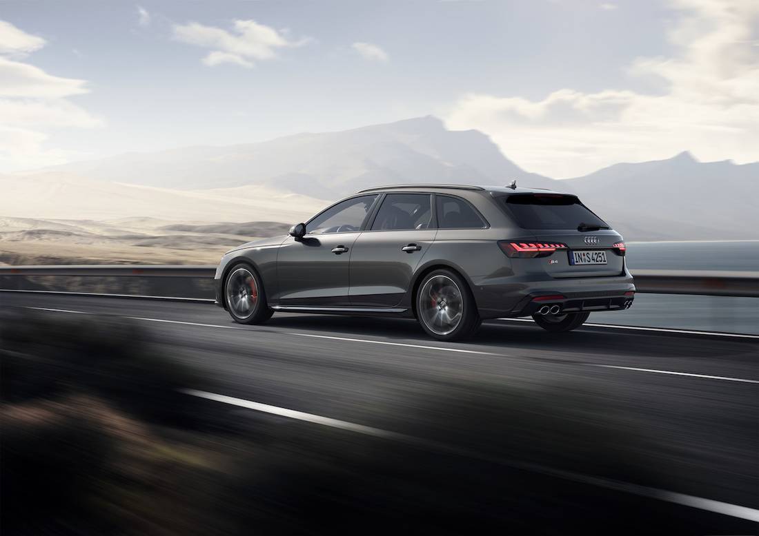 Audi S4 Avant 2