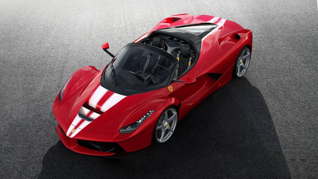 20170828_150_render_livrea_02a_spyder
