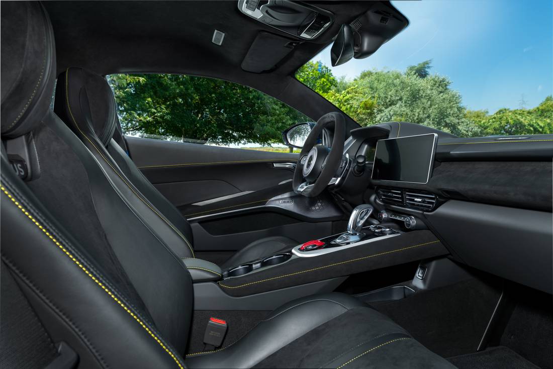 Emira interior