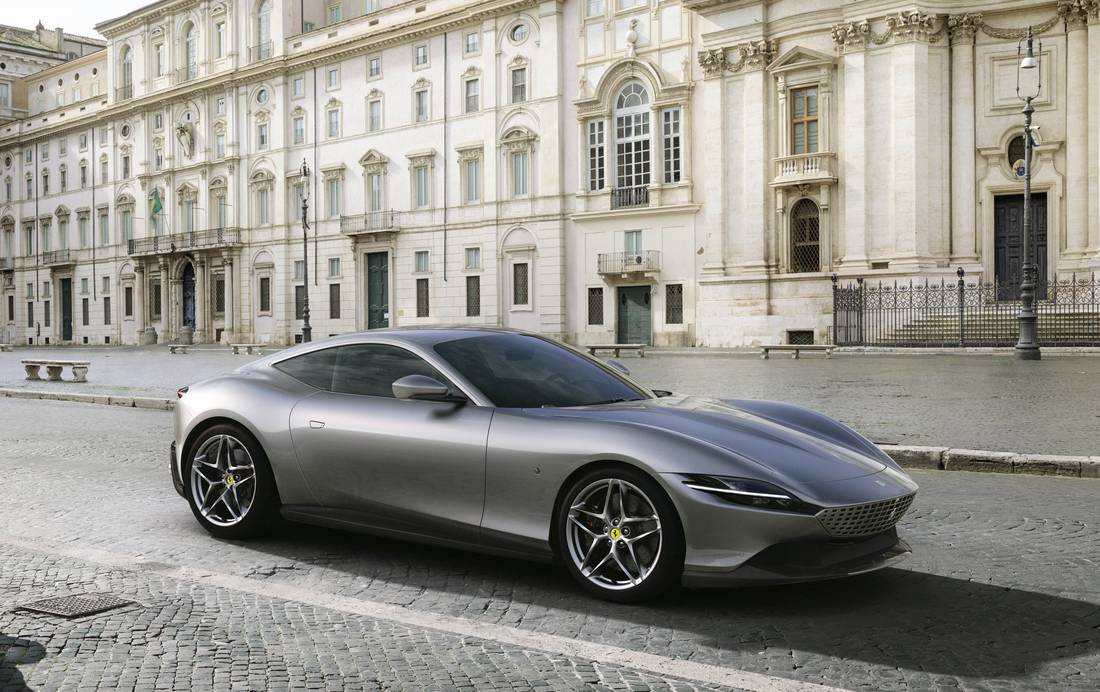 Ferrari_Roma_01
