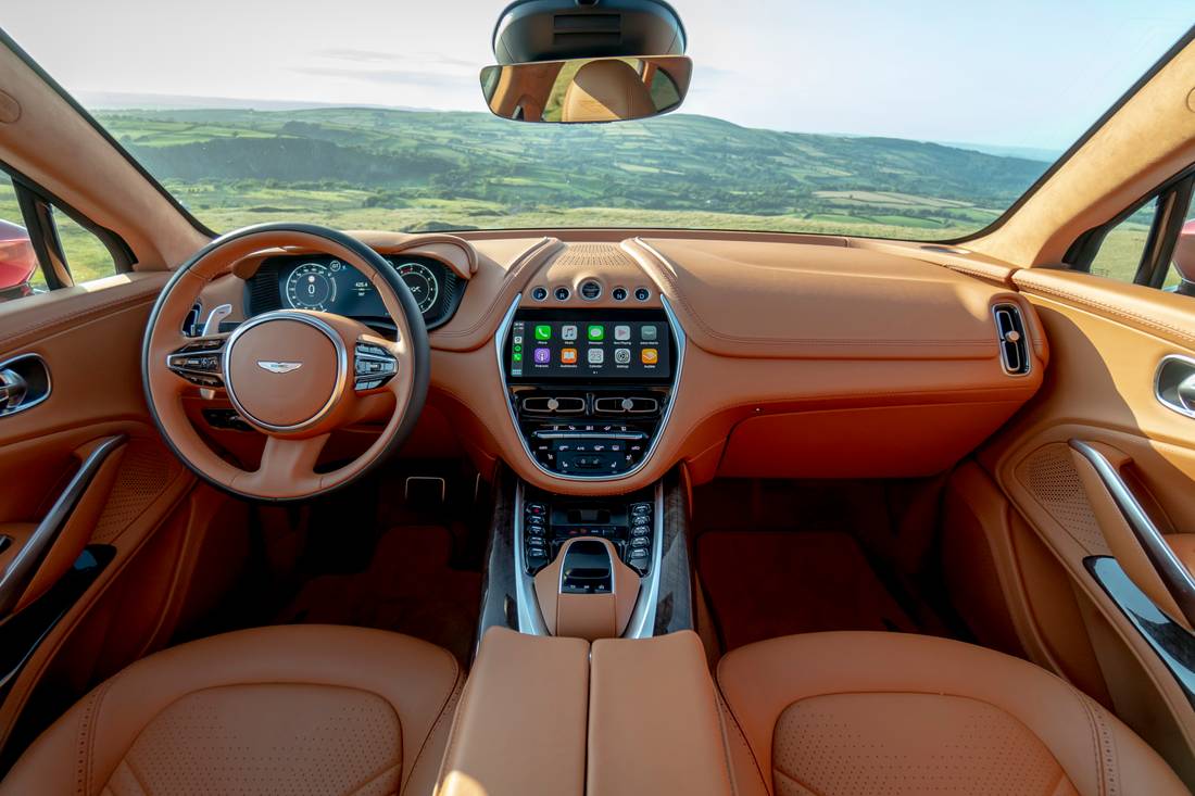 Aston_Martin_DBX__Hyper_Red__A1_AML__200-JPG