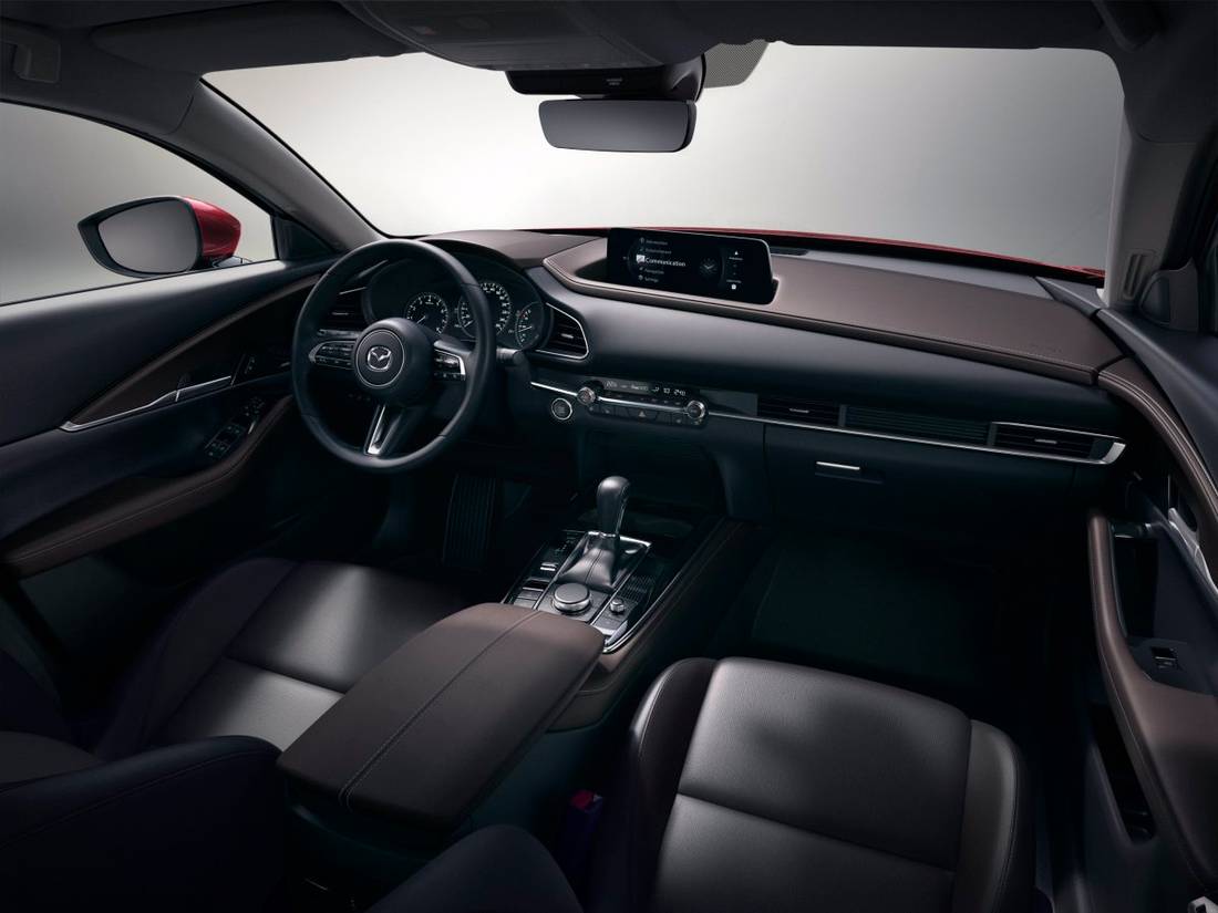 2024_mazda_cx-30_int_11_lowres