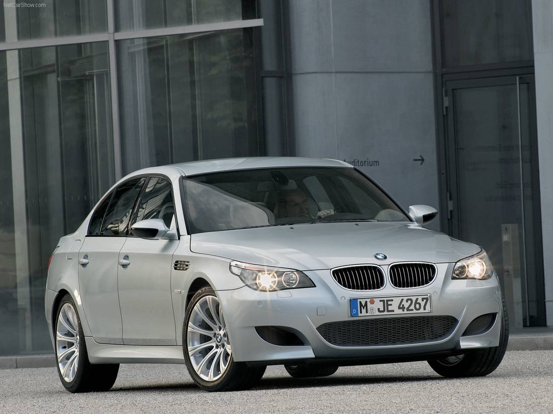 BMW-M5-2005-1600-06